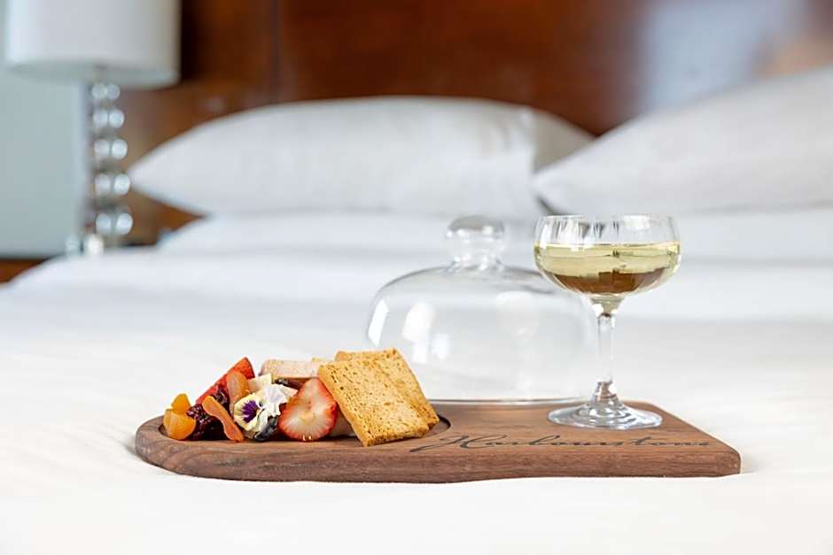 Halifax Marriott Harbourfront Hotel