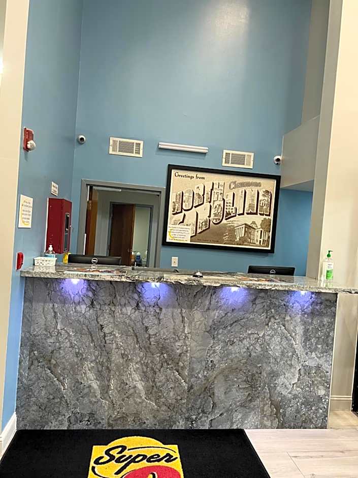 Super 8 by Wyndham Clemmons/Winston-Salem Area