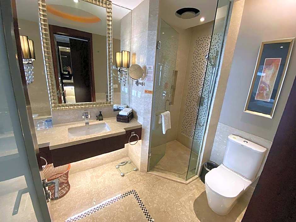 XinHua JianGuo Hotel