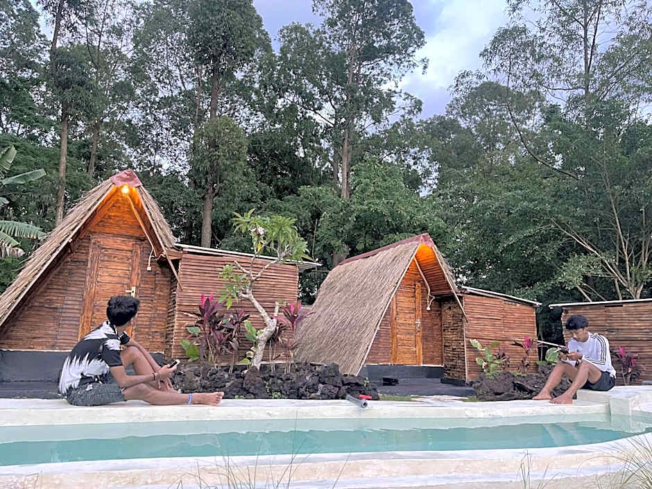 Triangular house and hot spring