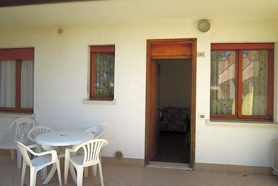 Lovely flat with garden in a residence - Beahost
