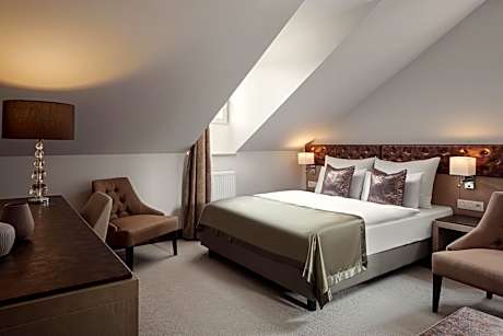 Superior Single Room