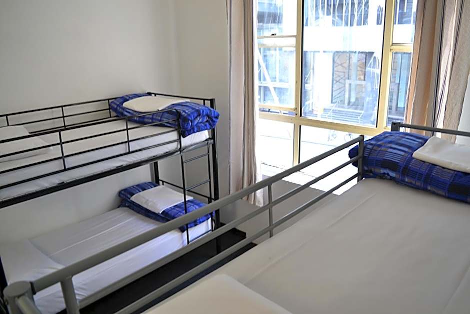 Maze Backpackers - Sydney