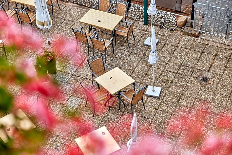 Cafe Rosi
