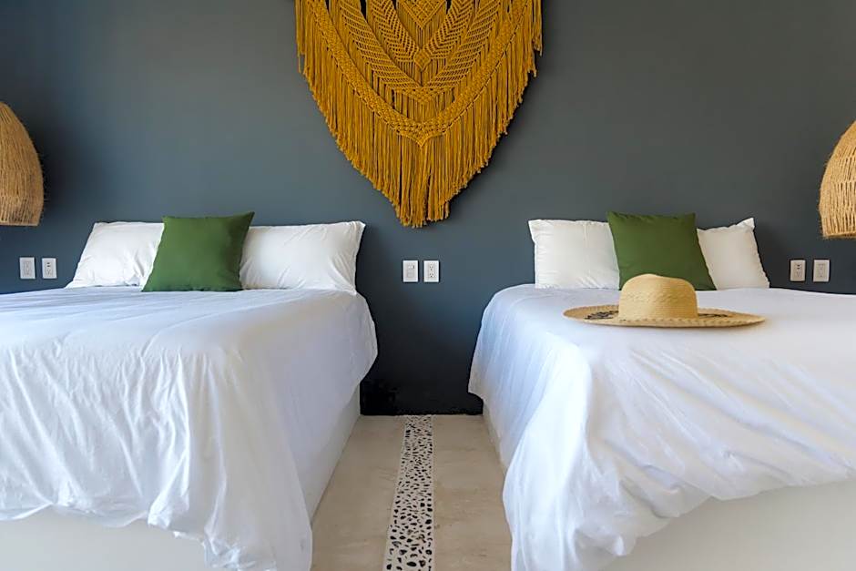 Sanyama Holbox