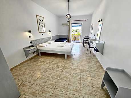 Studio with Sea View