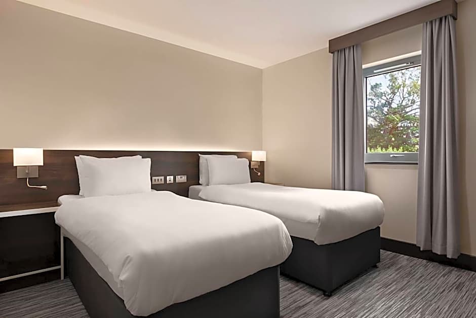 Ramada by Wyndham Cobham