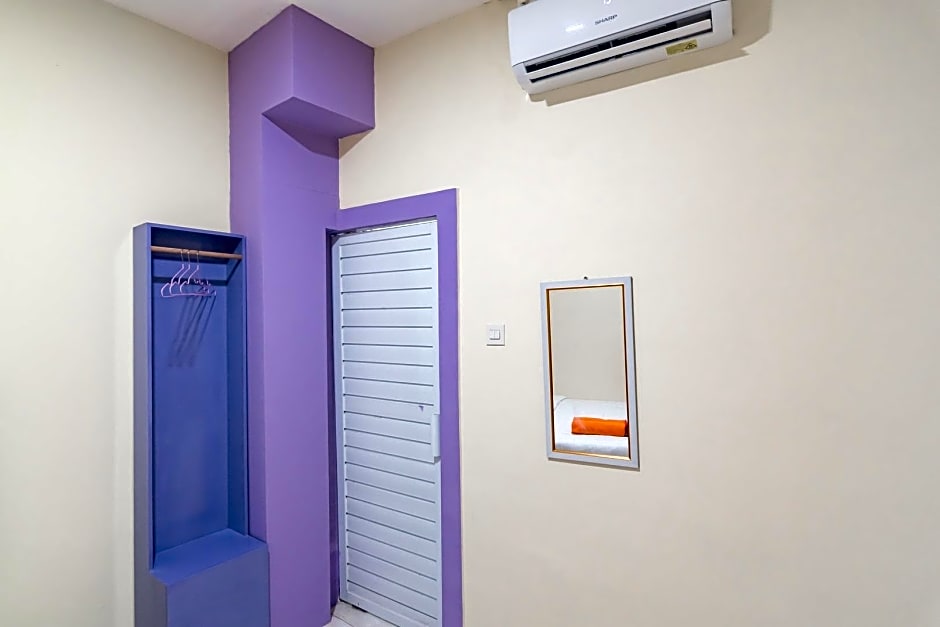 RedDoorz near Trans Studio Bandung 3