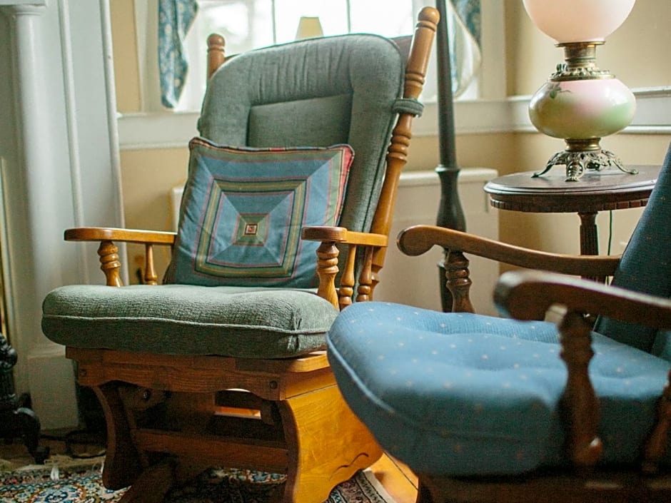 Cave Hill Farm Bed & Breakfast