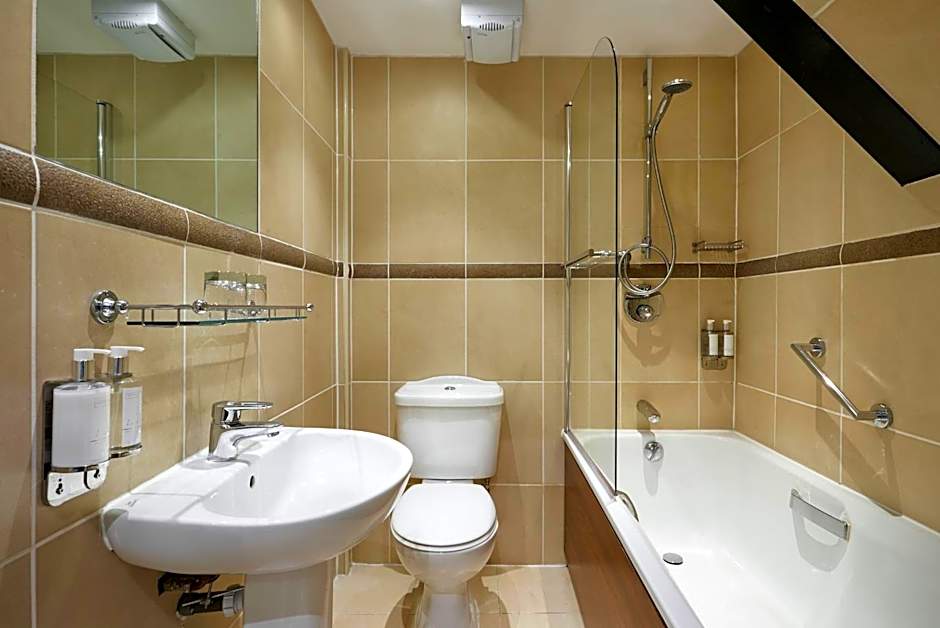 The Royal Adelaide Hotel