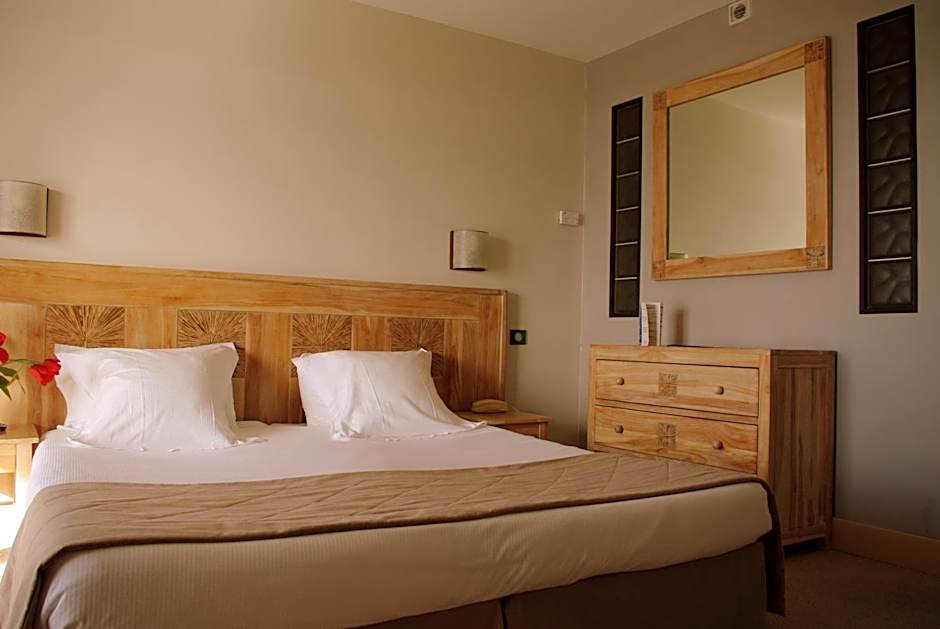 Photo 1 of 5 of Superior 1 Double Bed or 2 Beds