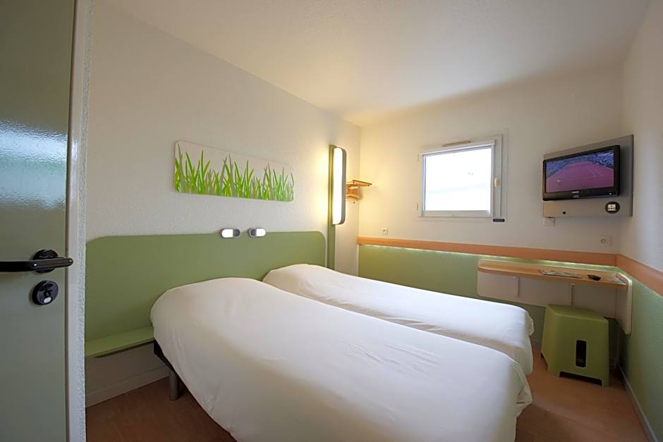 ibis budget Pau Lescar