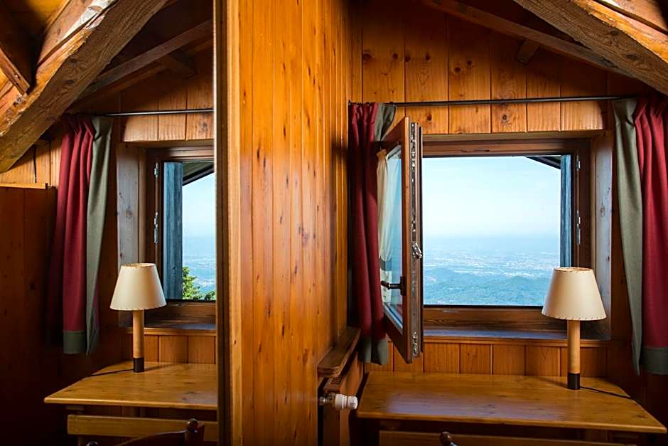 Albergo Ristorante Bucaneve