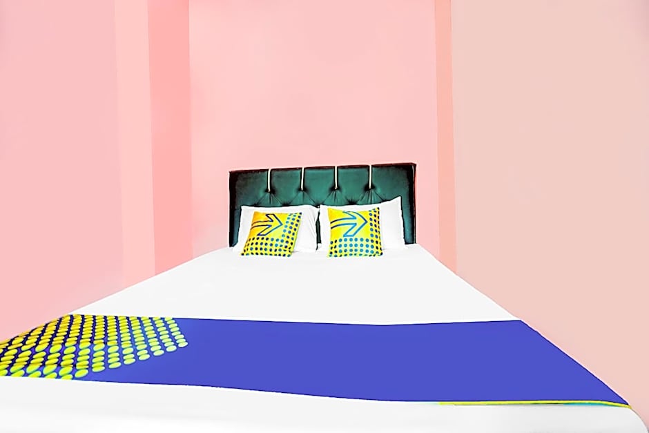 OYO Life 92046 Garuda Residence