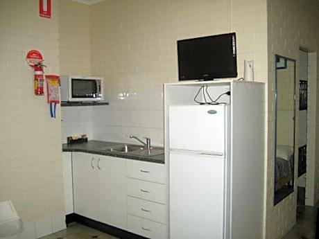 Economy 2 Bedroom Unit - Sleeps 5
