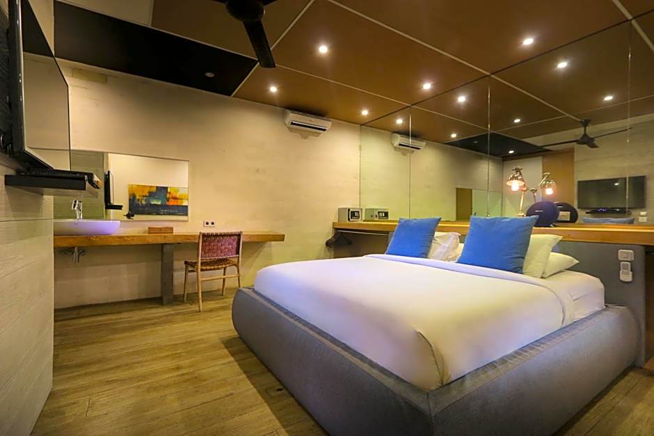 Clio Apartment