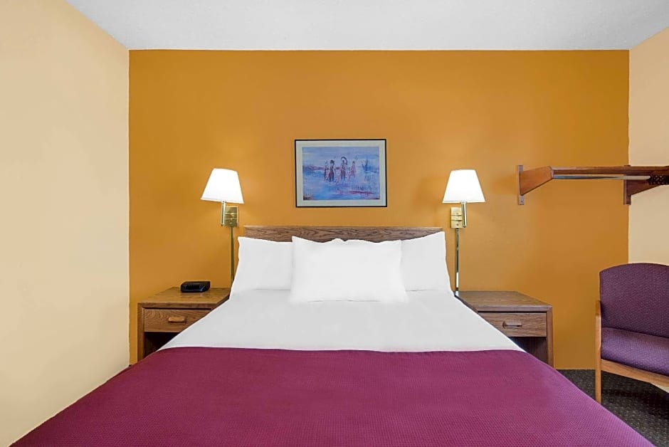 Days Inn by Wyndham Wall