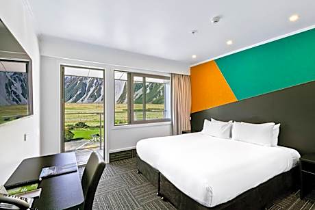 Mt Cook Lodge Double or Twin Room with view