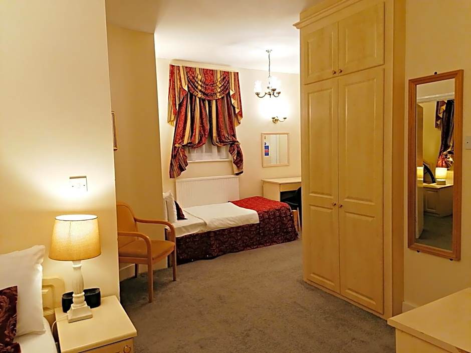 The Gordon House Hotel