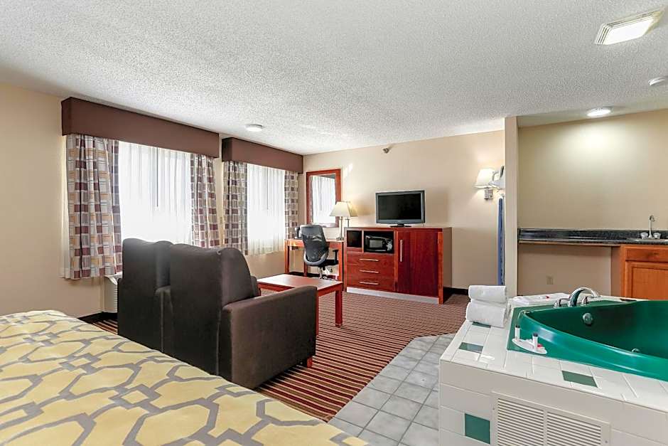 Baymont by Wyndham Bowling Green