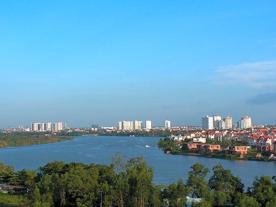 Saigon Domaine Luxury Residences