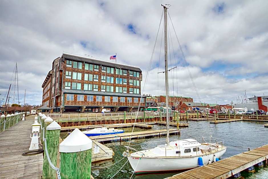 Wyndham Inn on Long Wharf