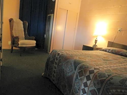 Sage and Sand Motel
