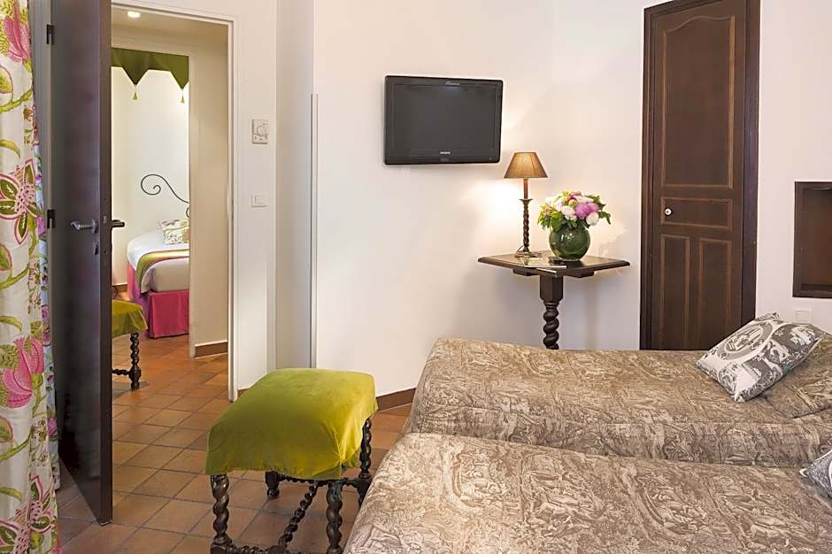 Castex Hotel
