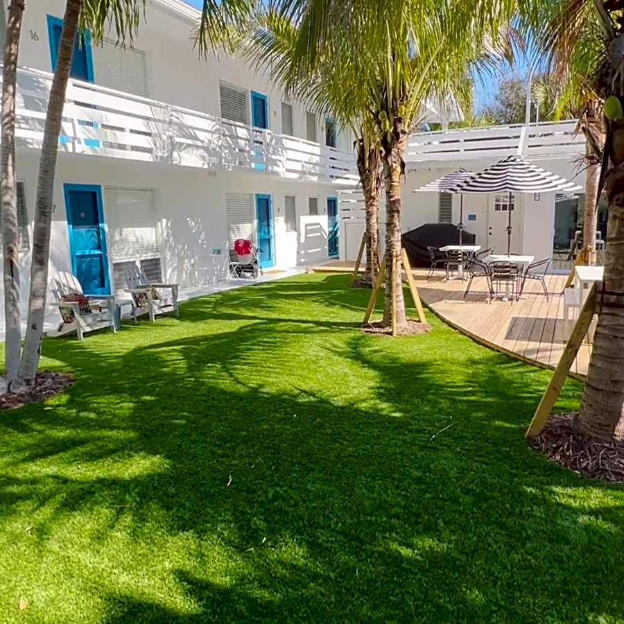 Seaspray Surf Lodge	