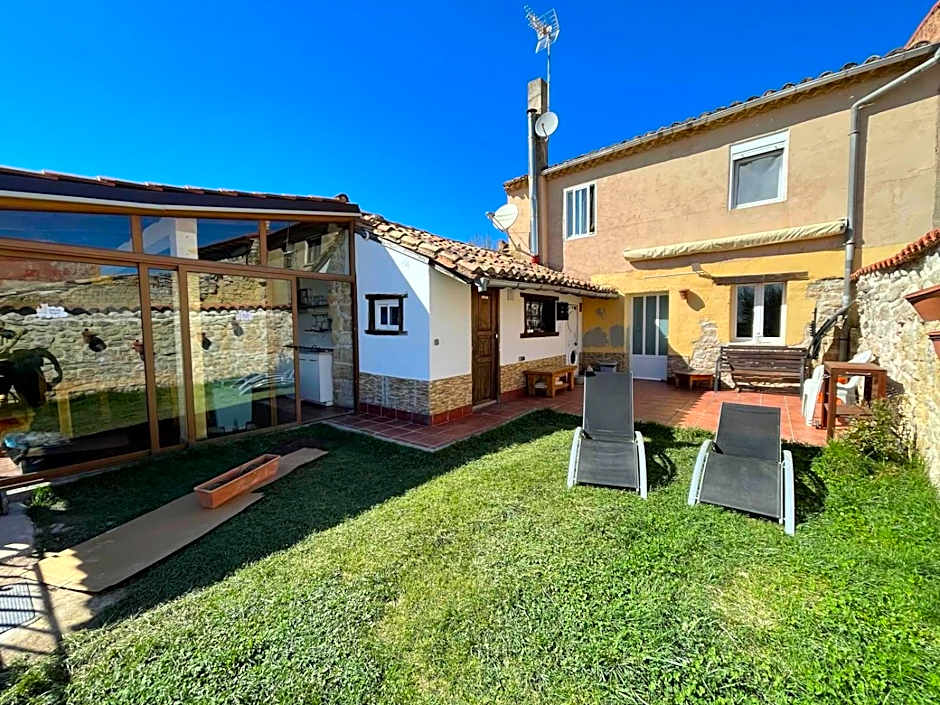 Albergue El Alfar/Pilgrim Hostel