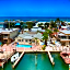 Bay Palms Waterfront Resort - Hotel and Marina
