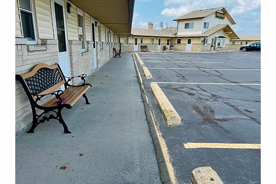 Budget Inn motel toledo perrysburg I-280