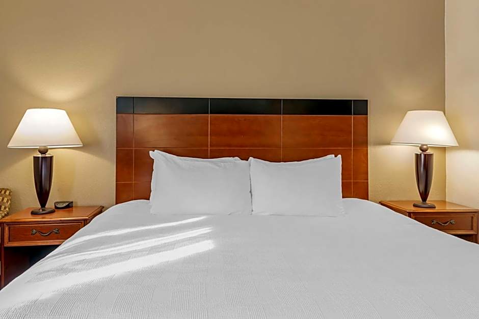 Best Western Plus Augusta Civic Center Inn