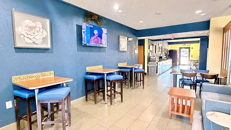 Microtel Inn & Suites By Wyndham New Braunfels