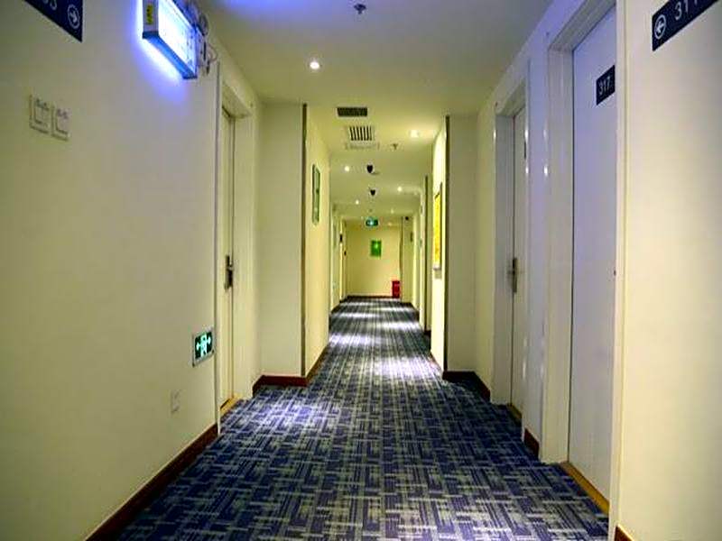 7 Days Premium Changchun Renmin NorthEast Normal University Pingquan Road