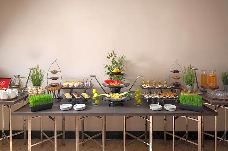 RADISSON BLU LEOGRAND HOTEL