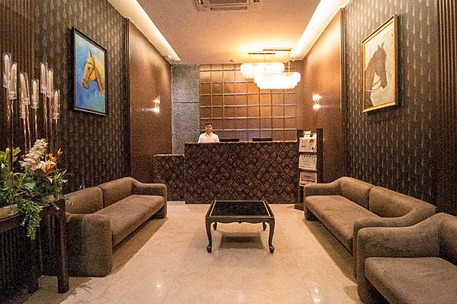 Gulf Hotel Colaba