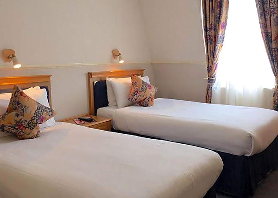 Berjaya Eden Park London Hotel