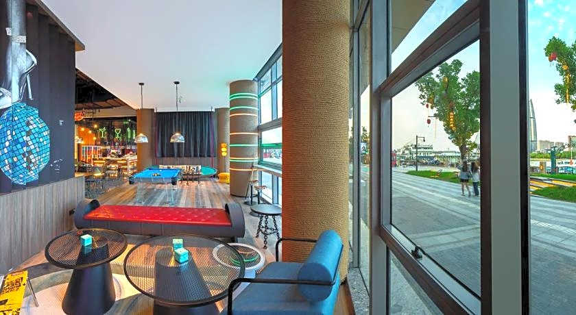 Moxy Ningbo Old Bund