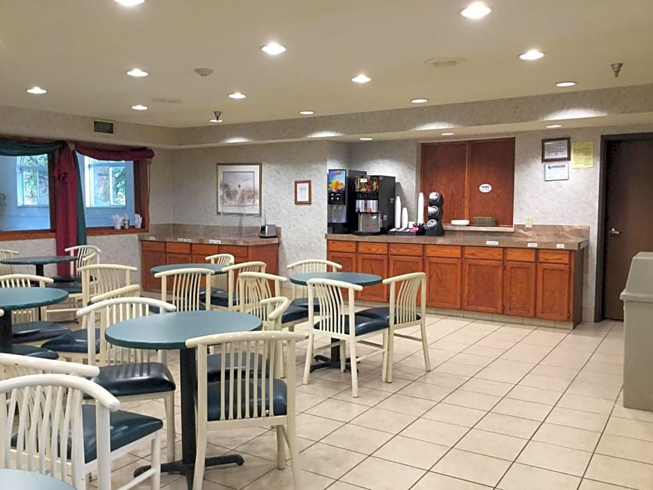 Americas Best Value Inn and Suites Saint Charles