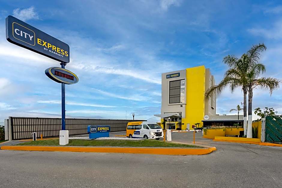 City Express by Marriott Guadalajara Aeropuerto