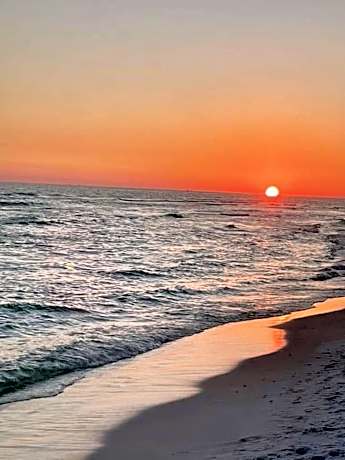 Destin Holiday Beach Resort