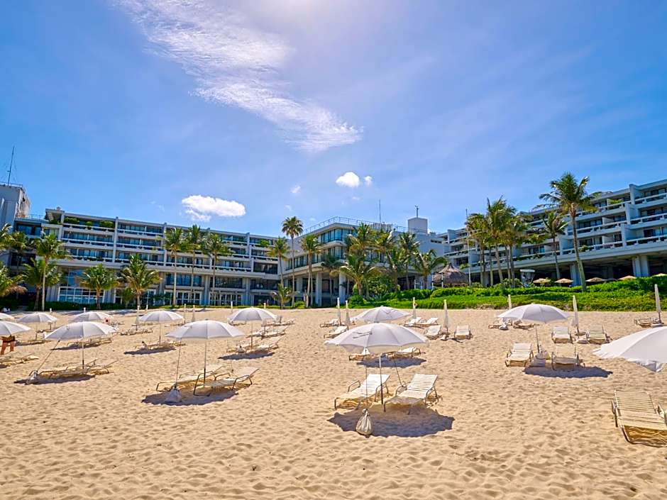 Palace In Moon Beach