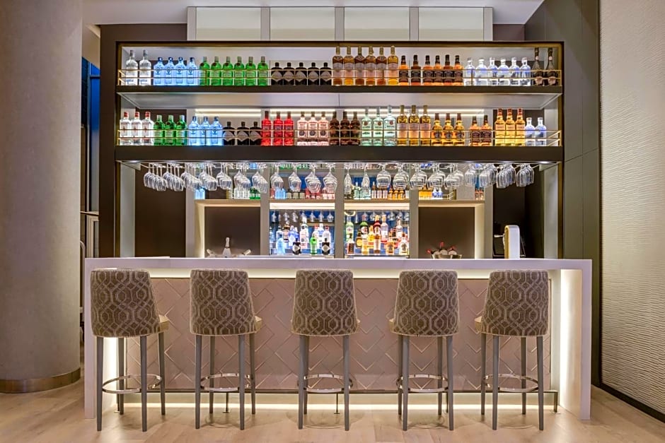 AC Hotel by Marriott Som