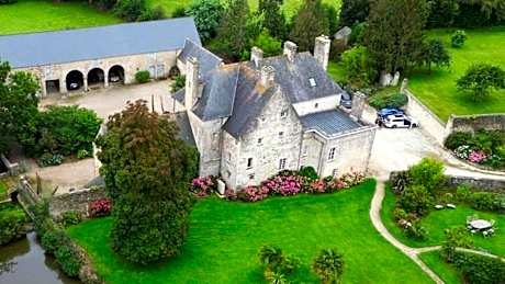 Manoir De Savigny