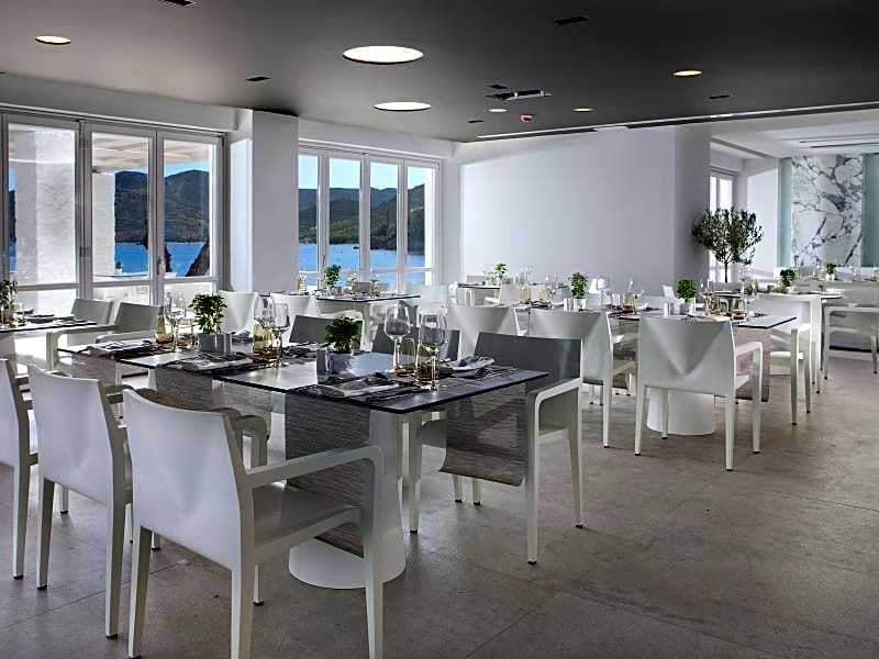 Patmos Aktis Suites & Spa