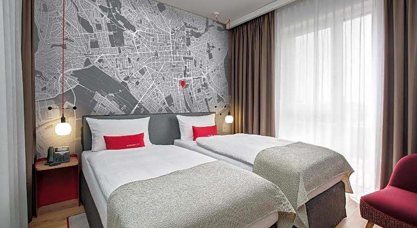 IntercityHotel Wiesbaden