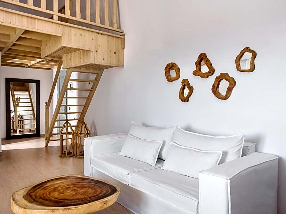 Astro Palace Hotel & Suites