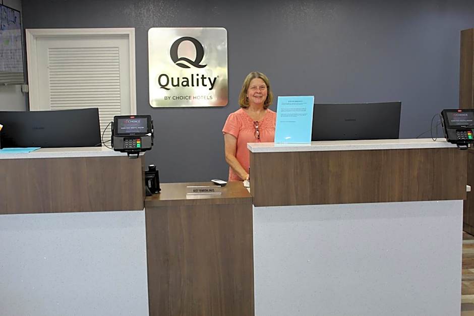 Quality Inn - On The Lake Clarksville-Boydton