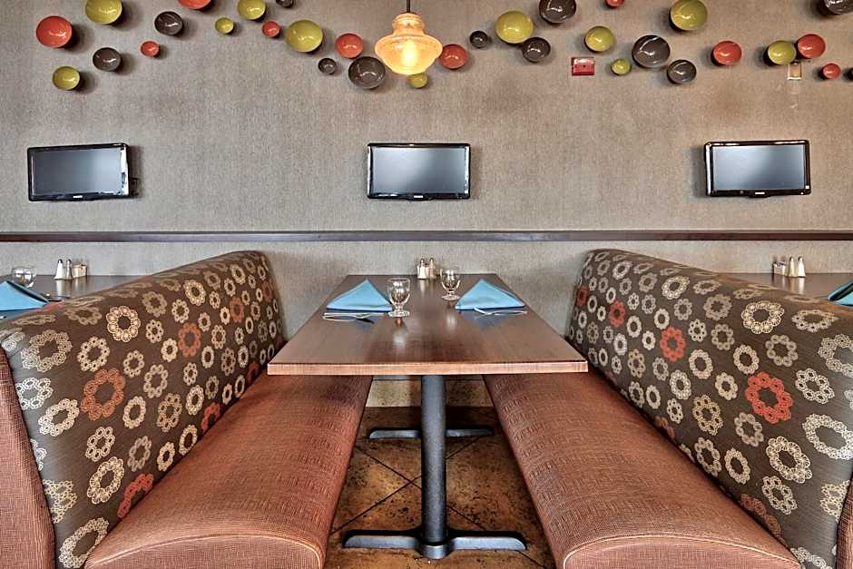 Holiday Inn & Suites Albuquerque-North I-25 By IHG